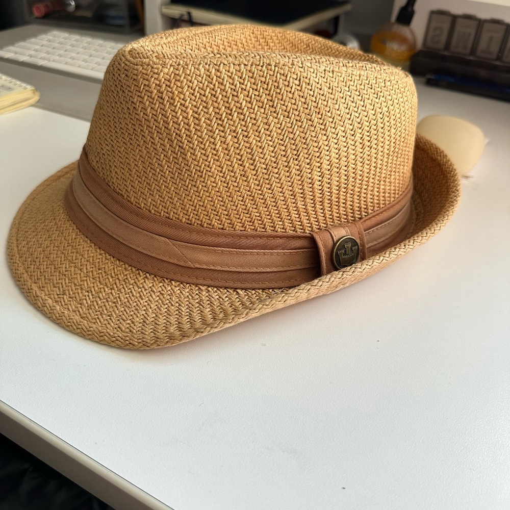 Beach hat